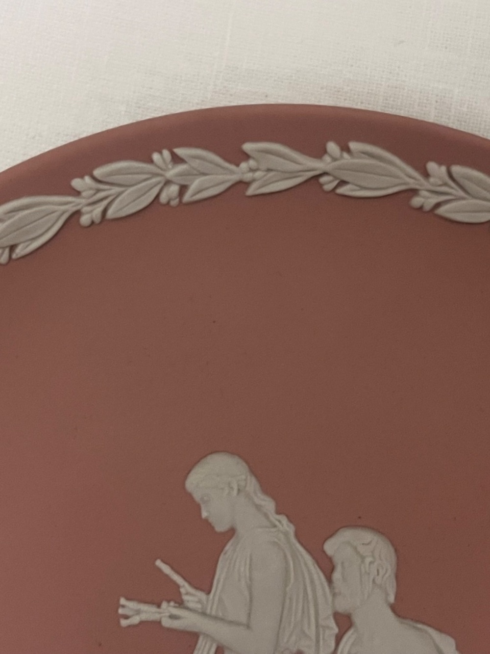Pink Wedgwood Jasperware Autumn Plate / Seasons of Life Huntington Library - Picture 10 of 11